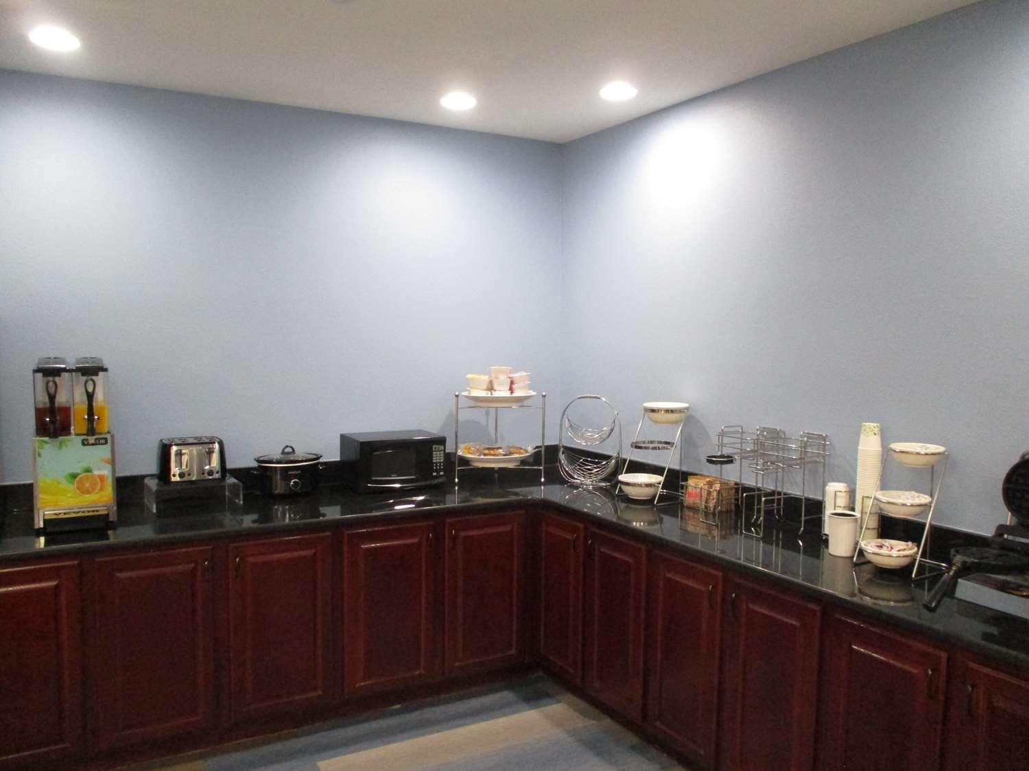 Best Western Coffeyville Central Business District Inn And Suites מראה חיצוני תמונה